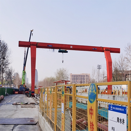 江苏南京龙门吊厂家 氢动赋能绿色港口：轮胎式龙门吊氢燃料电池动力系统集成应用研究